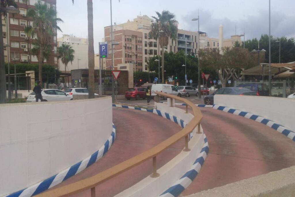 Precioso Piso En Almeria Centro Con Parking Gratis Ngoại thất bức ảnh